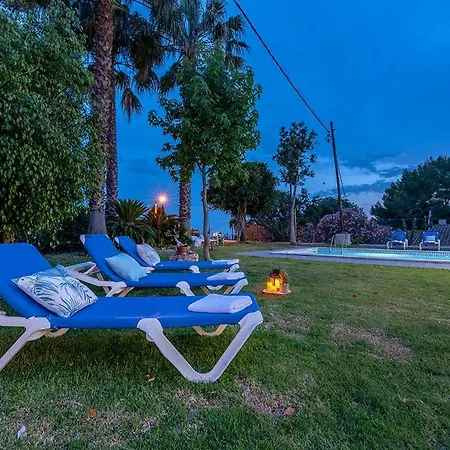Semesterbostad Tarraco Village, Your Family In *
