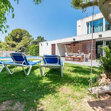 Tarraco Village, Your Family In *
